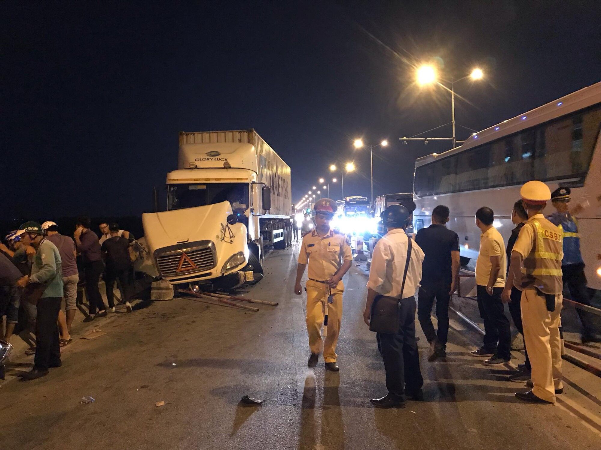 Cầu Thanh Trì và những điều bạn cần biết