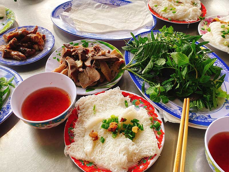 Ăn gì ở Phan Thiết? Top 14 món ngon Phan Thiết nhất định phải thử