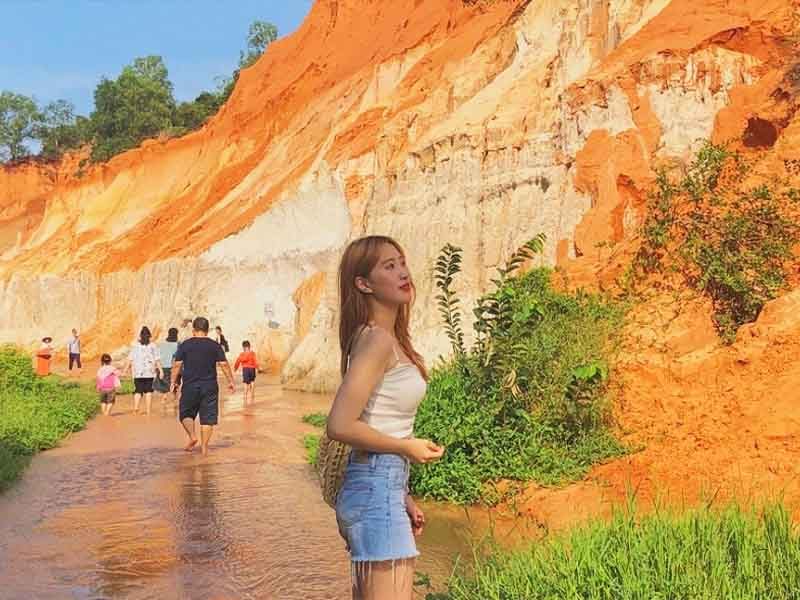 Suối Tiên Mũi Né – Đóa hoa “cam” rực rỡ giữa trời thiên nhiên