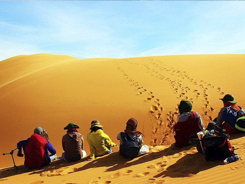 TRƯỢT CÁT Mũi Né TRẢI NGHIỆM HẤP DẪN VÀ THÚ VỊ KHÔNG THỂ BỎ LỠ - Đặc Sản Làng Chài Xưa