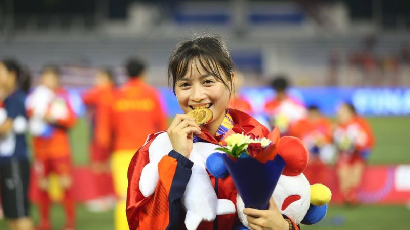 Cầu thủ Hoàng Thị Loan - Bông hoa vàng của tuyển Việt Nam