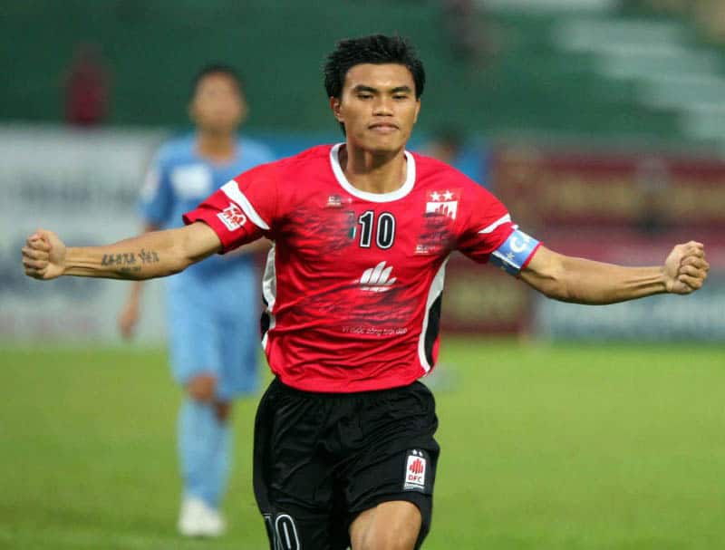 Tiểu sử cầu thủ bóng đá Phan Văn Tài Em - CLB Long An