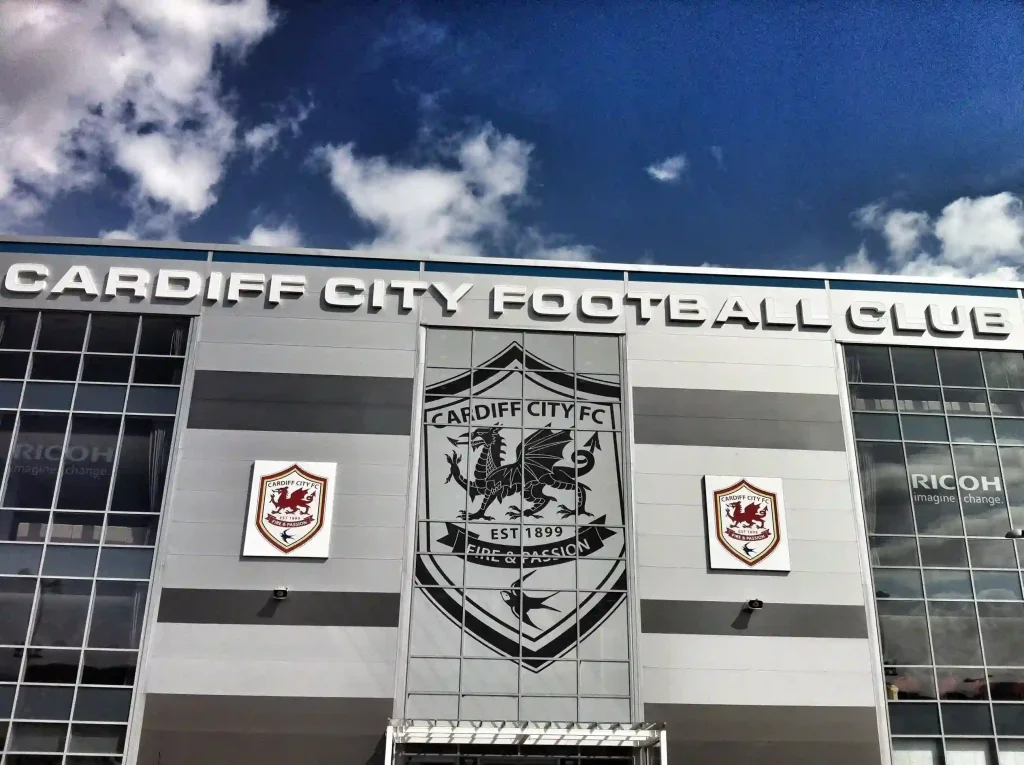 Câu lạc bộ bóng đá nổi tiếng được thành lập năm 1899 (10 đội lớn nhất)