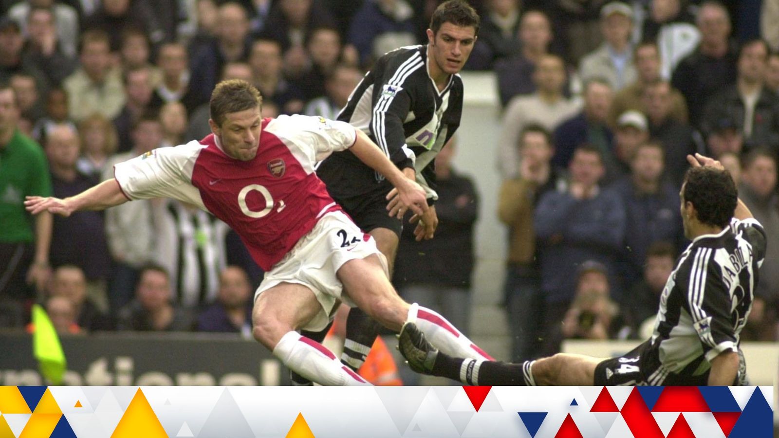 Ukraine xâm lược: Cựu hậu vệ Arsenal Oleh Luzhnyi tạm dừng sự nghiệp huấn luyện để ở lại chiến đấu vì quê hương | Tin Thế Giới | Tin tức bầu trời