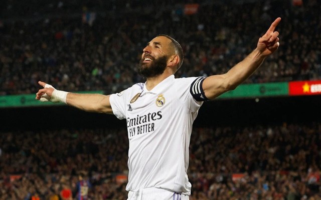 Karim Benzema đi vào lịch sử El Clasico | VTV.VN