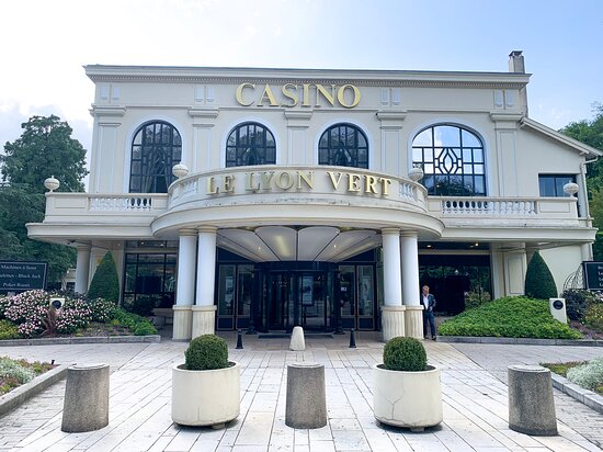 Casino Le Lyon Vert - Picture of Casino le Lyon Vert, La Tour-de-Salvagny - Tripadvisor