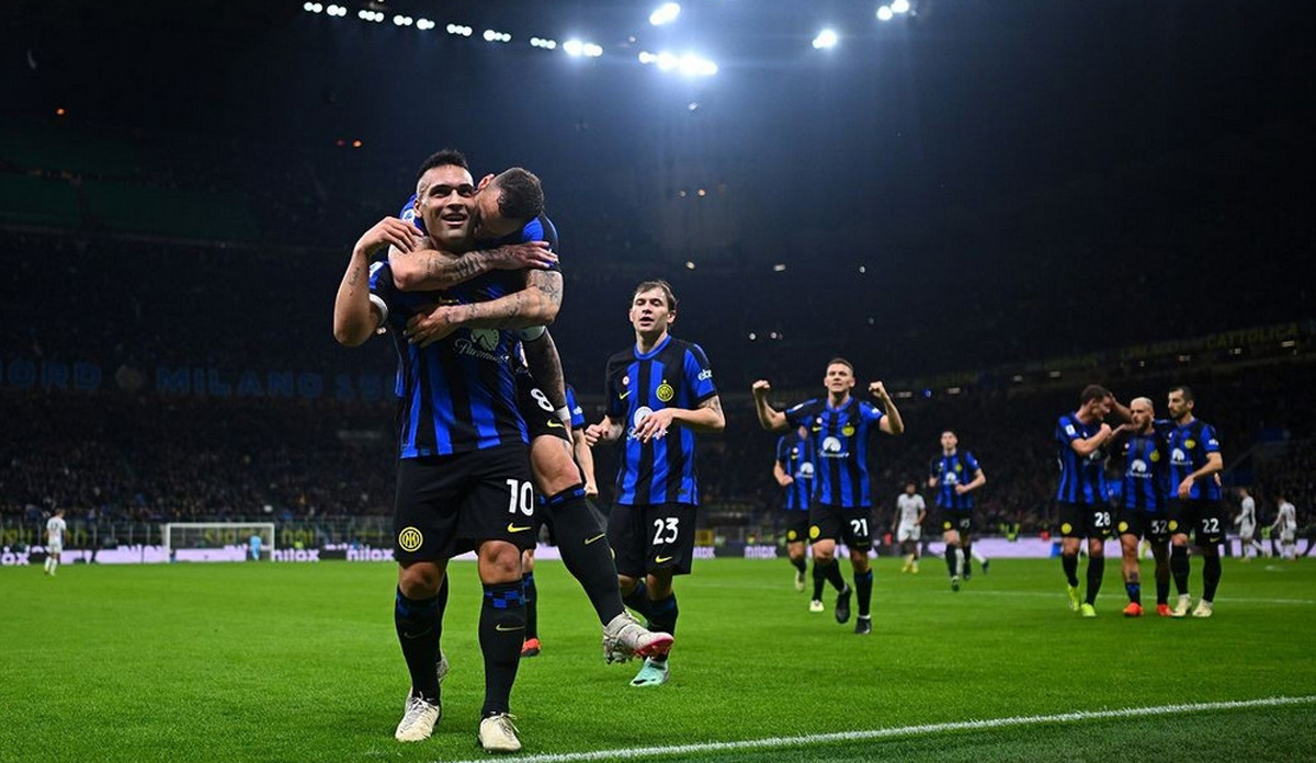 Inter Milan làm nên lịch sử Serie A