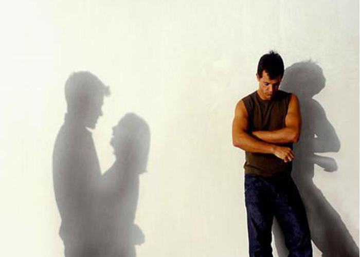 Nằm mơ thấy vợ cũ có bạn trai là điềm báo bạn sắp bị mất tài sản Bật mí về giấc mơ thấy vợ cũ đánh con gì mang lại tiền tài?