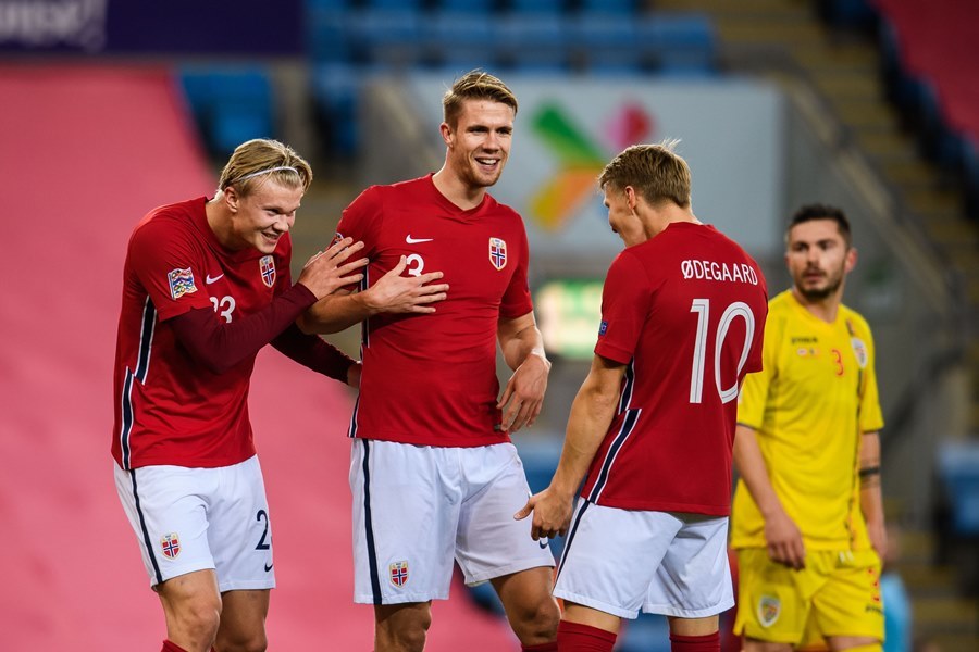 Haaland lập hat-trick giúp Na Uy hủy diệt Romania