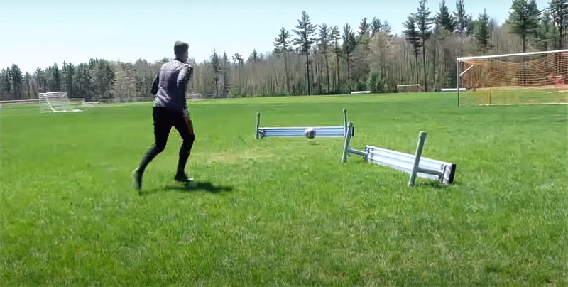 Học cách chơi hiệu quả ở vị trí tiền vệ trung tâm trên sân 11 người bạn cần biết