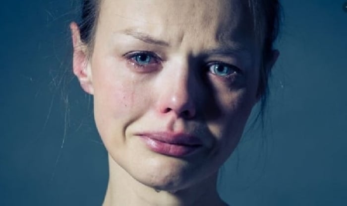 Nằm mơ thấy mình khóc nức nở là điềm báo gì, lành hay dữ?