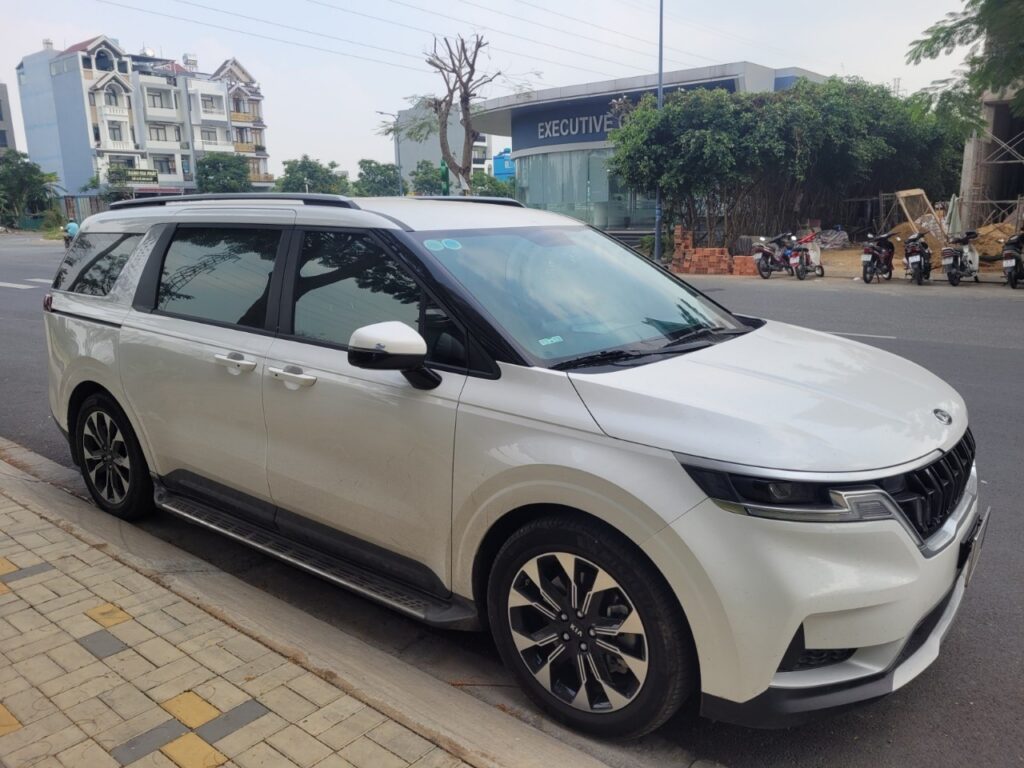 Cho thuê xe 4 - 7 - 16 - 29 - 45 chỗ Carnival , Sedona