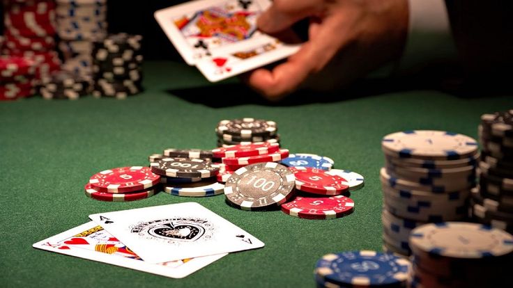 Tiền chip Casino là gì? Giá trị quy đổi theo quy định hiện hành