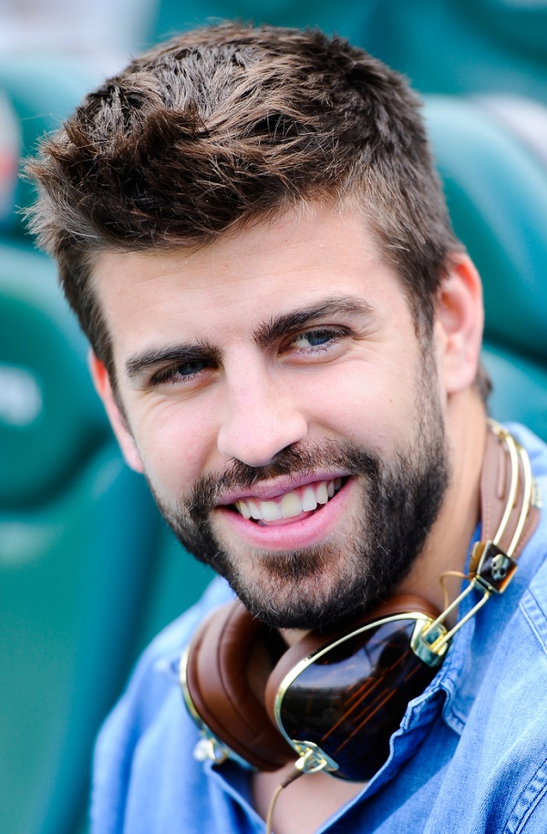 Piqué có vẻ ngoài nam tính