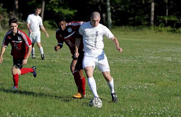 Hướng dẫn chơi hiệu quả như hậu vệ cánh trên sân 7