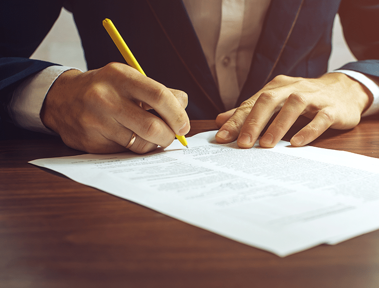 Hồ sơ pháp lý của cá nhân khi đăng ký kinh doanh bao gồm: