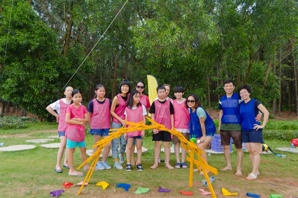 Top 10 trò chơi team building ngoài trời hấp dẫn nhất