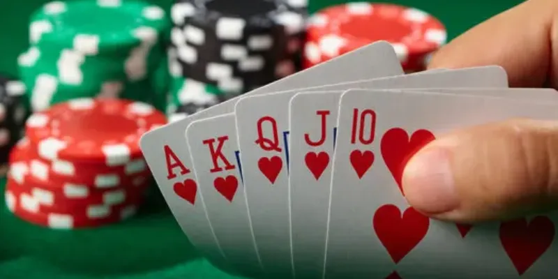 Lợi ích của việc nắm vững luật chơi poker