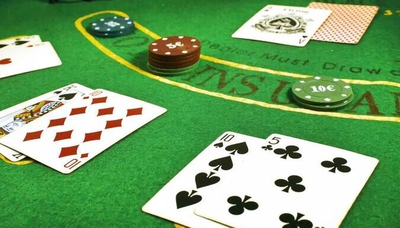 Hướng dẫn dễ chơi để tránh squats trong Blackjack