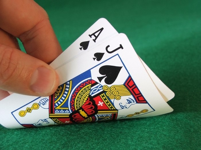 Ngày bỏ túi Cách chơi Blackjack 3 ván bài cho người mới bắt đầu