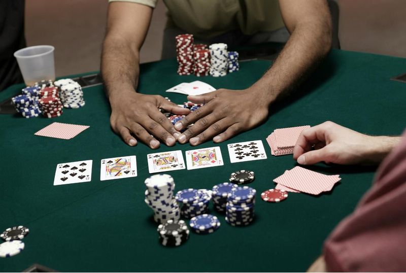 Khám phá Săn thỏ trong Poker - Mẹo và Cạm bẫy