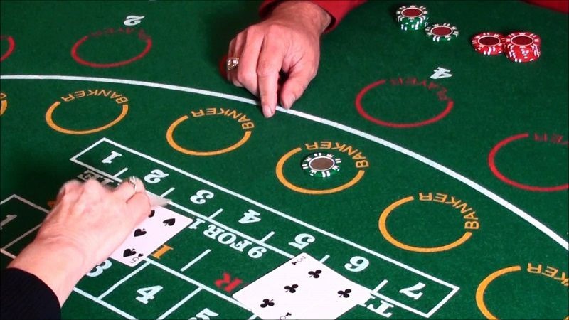 Cách chơi bài Baccarat chi tiết nhất cho anh em cược thủ