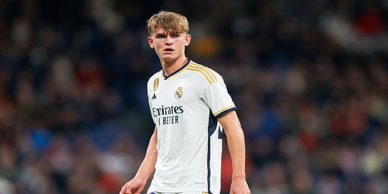 Nico Paz - Tiền vệ trẻ được Real Madrid cân nhắc