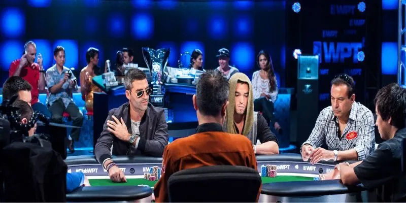 Giải đấu Poker - Nơi các vị thần Poker tranh tài