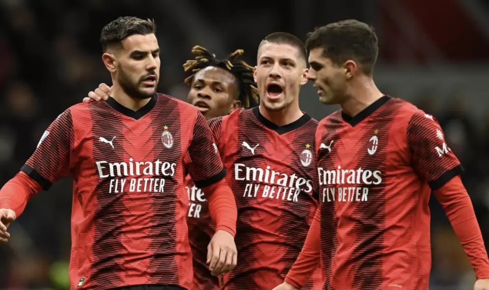 Vé xem bóng đá AC Milan | Ý - KKday