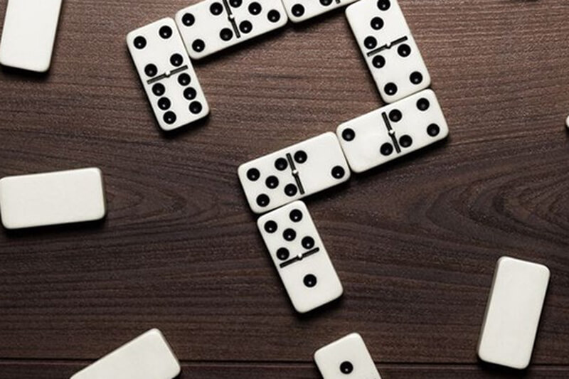Trò chơi đánh bài Domino - Cách chơi luật domino truyền thống bạn chưa biết