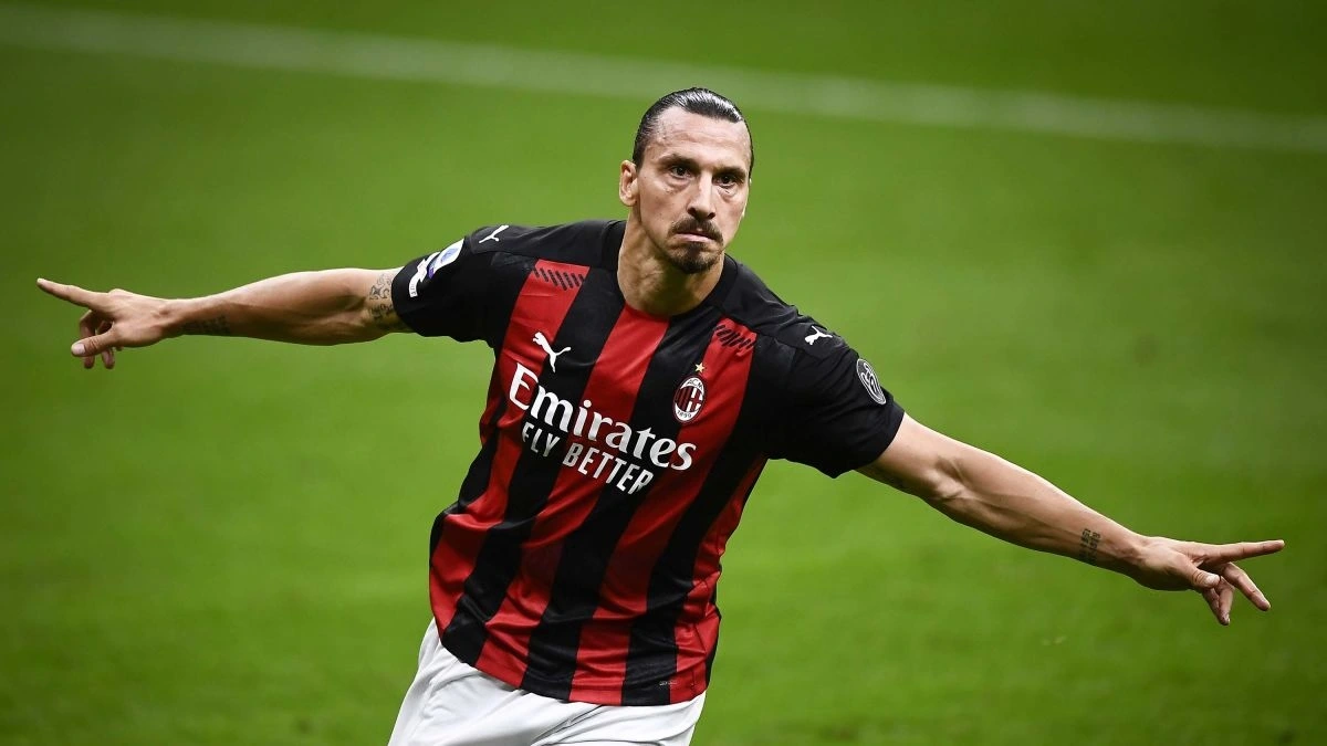 Zlatan Ibrahimovic hồi phục sau khi Covid-19 và sẵn sàng tham dự Milan Derby