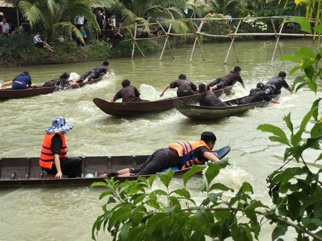 Chúc bạn vui vẻ" Trong khu vực du lịch của Phu A Khang - Bentrae