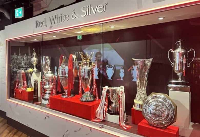 Câu lạc bộ bóng đá Liverpool: Một chuyến tham quan tuyệt vời và những dấu ấn lịch sử