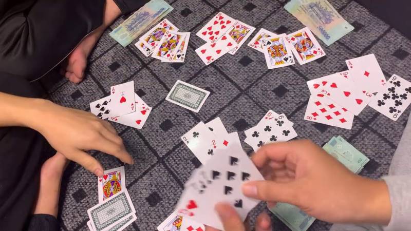 Bí quyết chơi Bomb Snake - Tăng cơ hội chiến thắng nhanh chóng 7 Bí Quyết Đánh Phỏm Rắn - Tăng Cơ Hội Chiến Thắng Nhanh