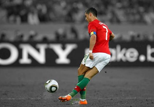 Kỹ thuật của Ronaldo Bật mí cách lừa bóng qua người của Ronaldo chi tiết nhất