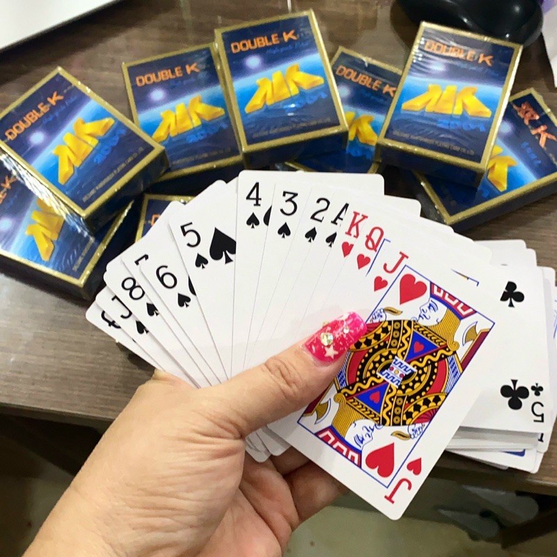 Bộ bài 54 lá với mức giá tuyệt vời | Shopee Việt Nam
