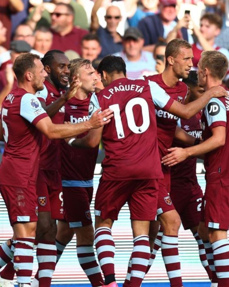 Thông tin về West Ham FC: hình ảnh, đội hình, tin tức