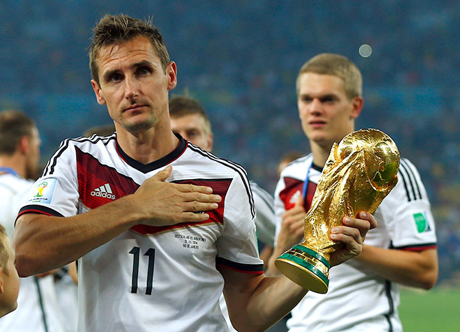 Miroslav Klose: Sự vĩ đại đến từ sự giản dị và chân thành | ELLE Man Vietnam
