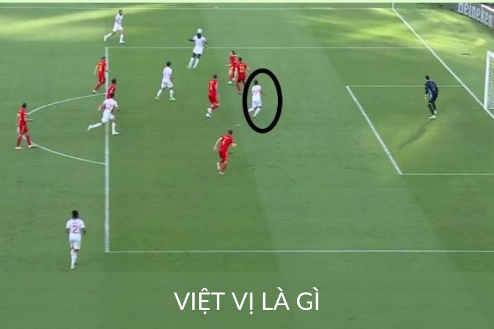 Luật việt vị trong bóng đá