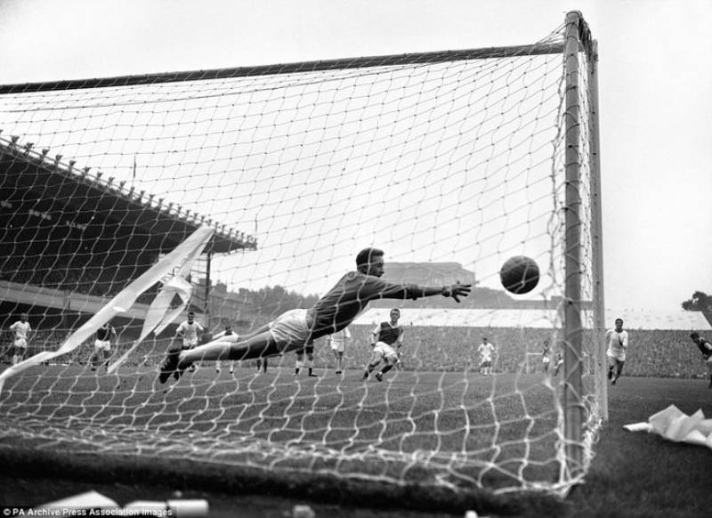 SHO trong bóng đá là gì? Quy trình triển khai và ý nghĩa 3 SHO Trong Bóng Đá Là Gì? Quy Trình Thực Hiện Và Ý Nghĩa