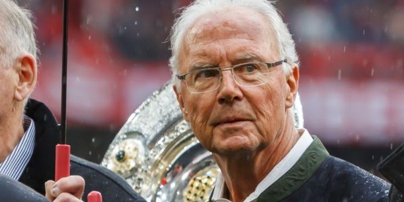 Tiểu sử Franz Beckenbauer - Cầu thủ bóng đá người Đức đa tài