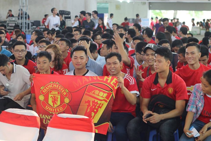 "MU fan" là gì? Một bí mật thú vị về nguồn gốc cái tên "MU fan"