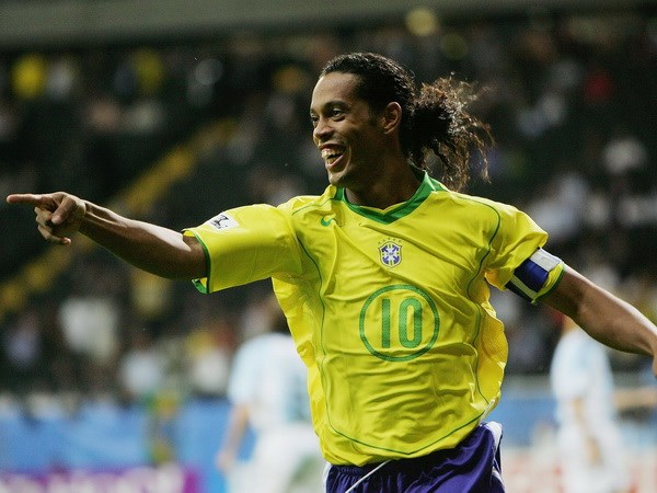 Ronaldinho thi đấu giao hữu tại Việt Nam - Bình Phước, Tin Bình Phước, Tin tỉnh Bình Phước