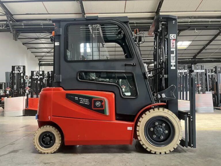 Xe nâng là gì? Giá cả và kinh nghiệm mua hàng