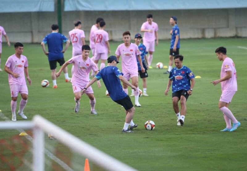 Các bài tập bóng đá cơ bản cho người mới bắt đầu