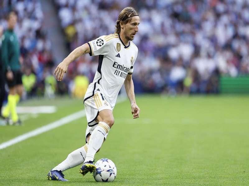 Luka Modric là một trong những cầu thủ Croatia được yêu thích nhất mùa giải này. Cầu thủ Croatia nổi tiếng - Những ngôi sao của làng bóng đá