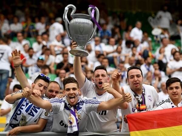 Fan Real Gọi Là Gì? Nguồn Gốc Và Ý Nghĩa Của Fan Real Madrid