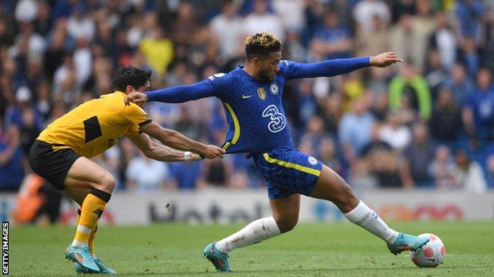 Rwb Là Gì Trong Bóng Đá? Vai Trò Chiến Thuật Trong Bóng Đá Hiện Đại